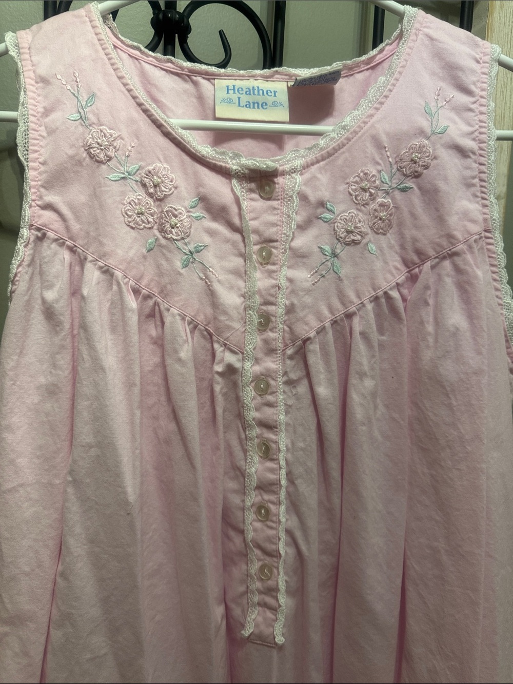 Pink Embroidered Sleeveless Nightgown Heather Lane M vintage cotton feminine